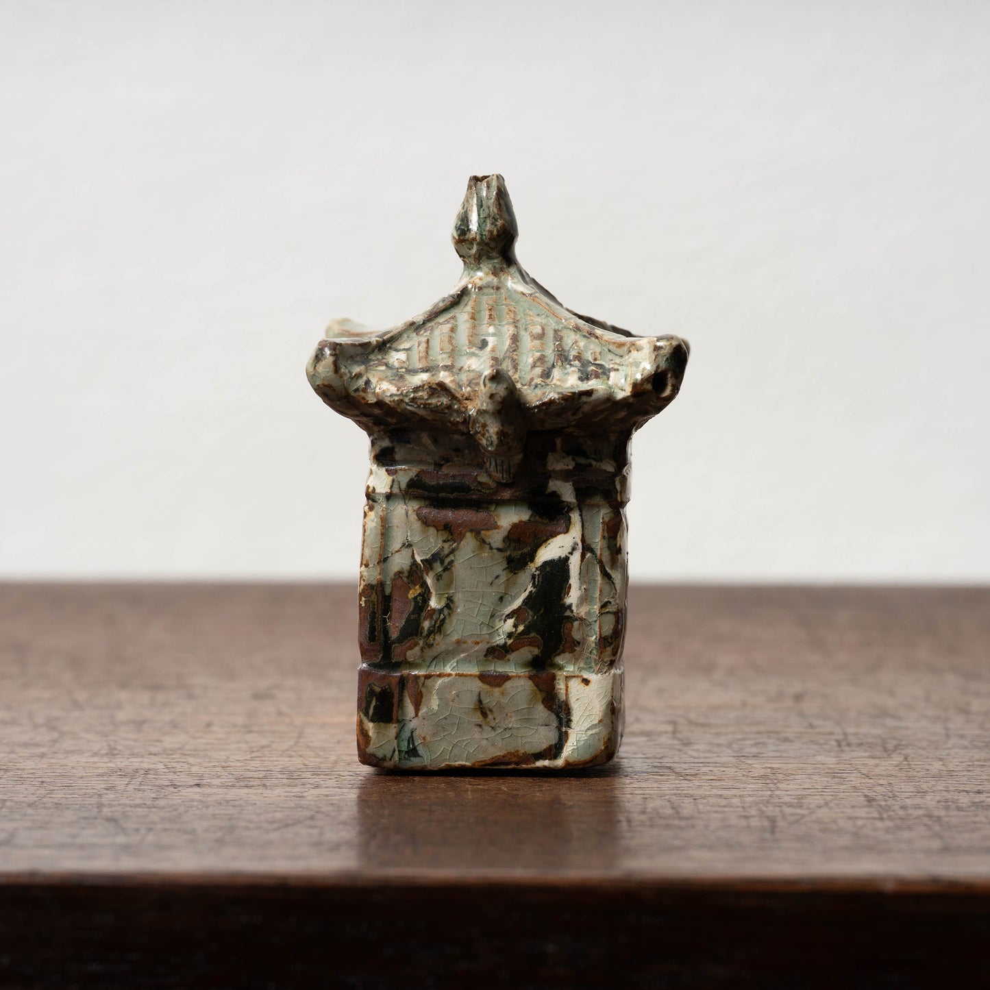 Goryeo Marbled Celadon House-Shaped Water Dropper