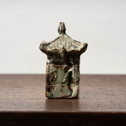 Goryeo Marbled Celadon House-Shaped Water Dropper