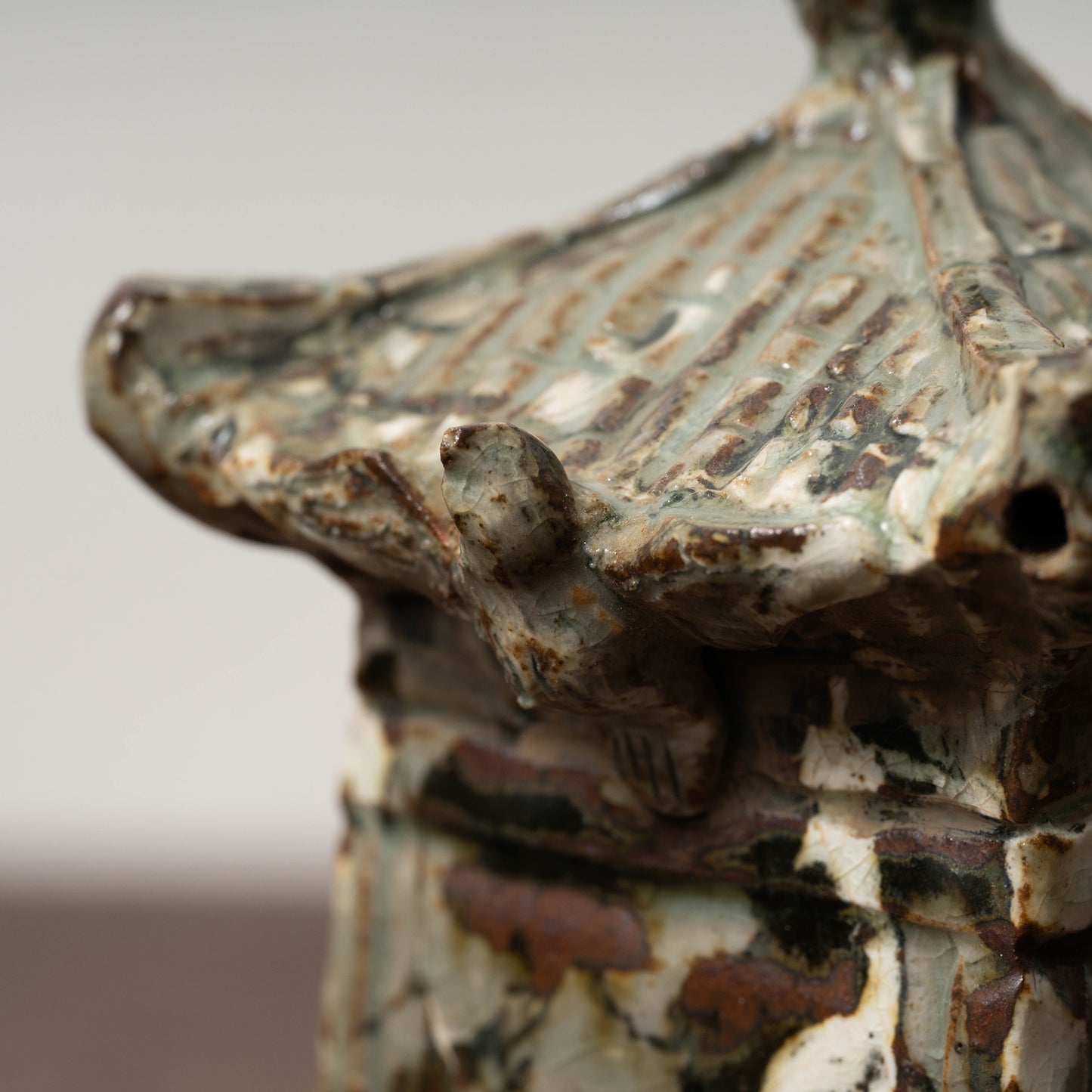 Goryeo Marbled Celadon House-Shaped Water Dropper