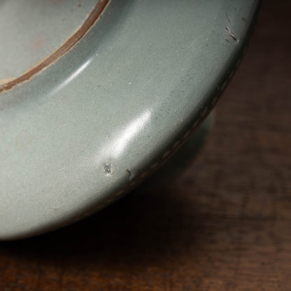 Goryeo Celadon Oil Pot with Inlaid Chrysanthemum Design