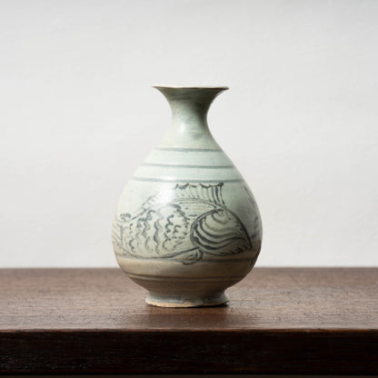 高麗末 粉青沙器鉄絵魚文瓶