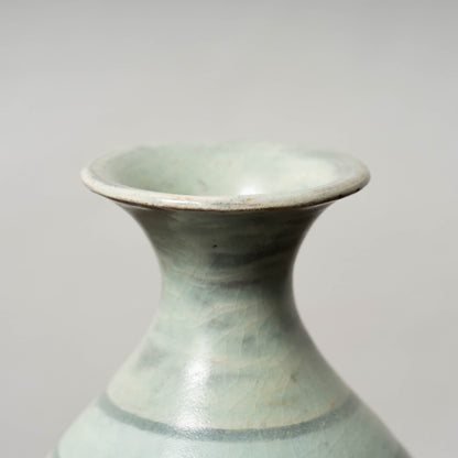 高麗末 粉青沙器鉄絵魚文瓶