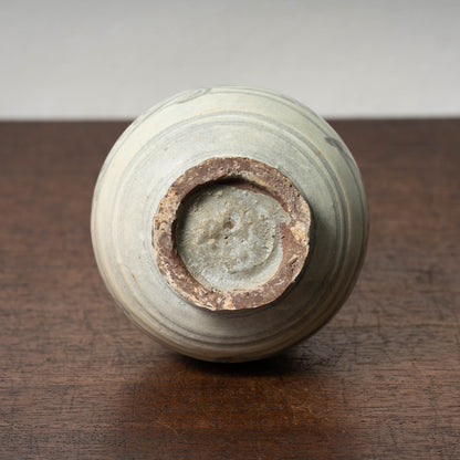 高麗末 粉青沙器鉄絵魚文瓶