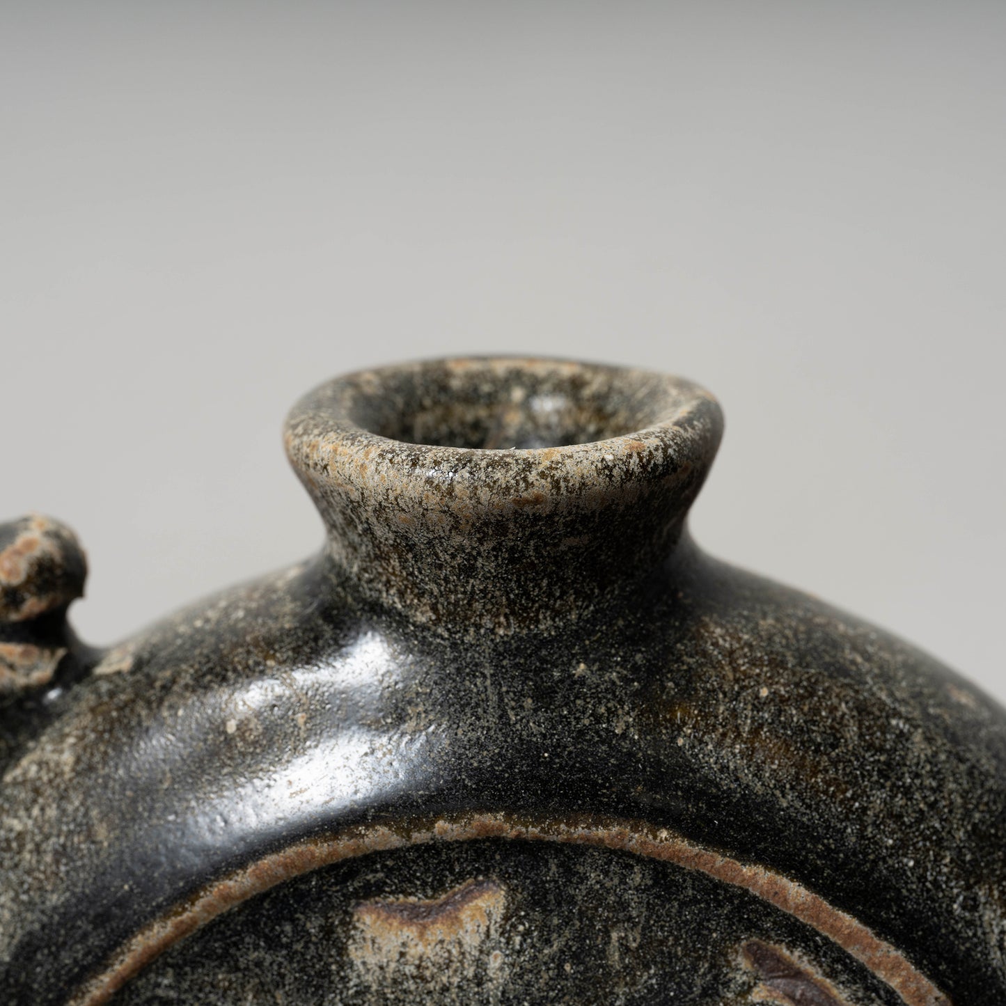Goryeo Black Glazed Flat Jar with Dragon Handles