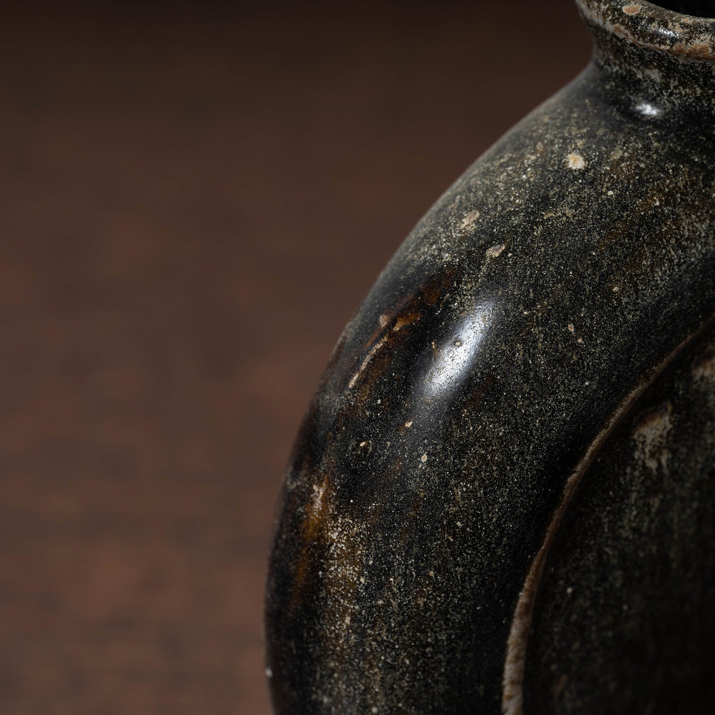 Goryeo Black Glazed Flat Jar with Dragon Handles