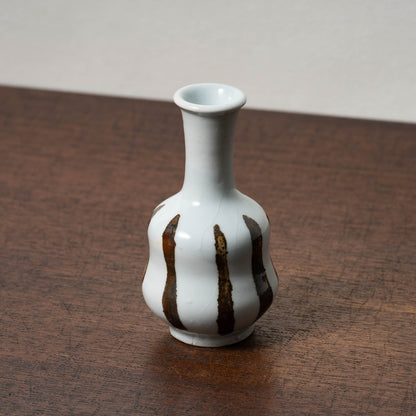Joseon Dynasty Bunwon Ware Bottle with Striped Design in Underglazed Iron Brown