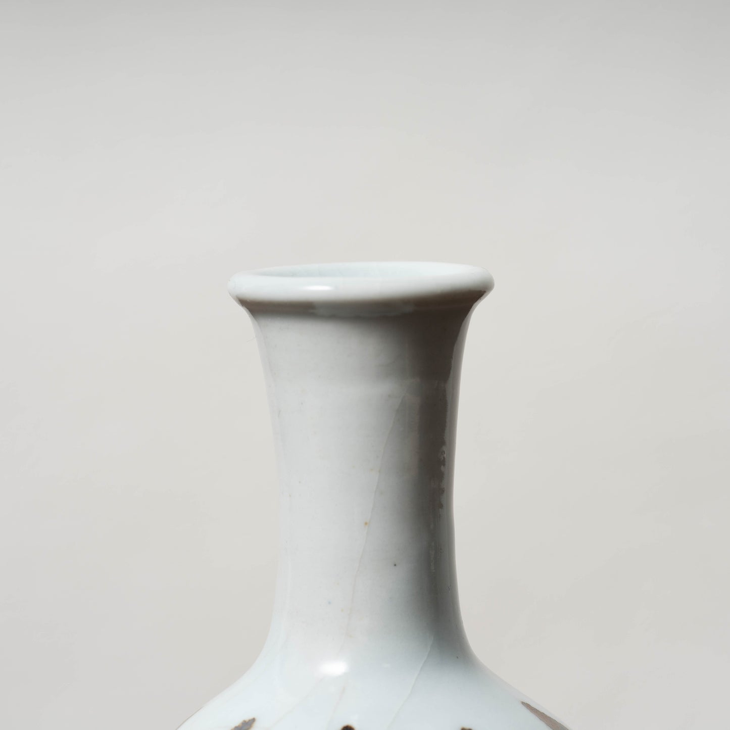 Joseon Dynasty Bunwon Ware Bottle with Striped Design in Underglazed Iron Brown