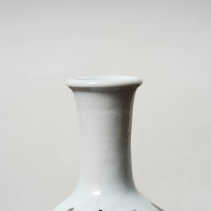 Joseon Dynasty Bunwon Ware Bottle with Striped Design in Underglazed Iron Brown