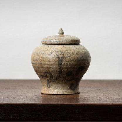 Joseon Dynasty Buncheong Ware Gyeryongsan-type Lid and Jar with flower Design