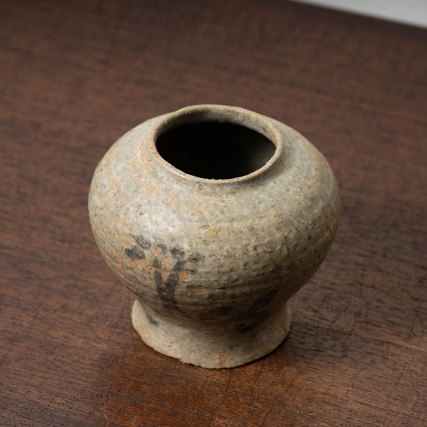 Joseon Dynasty Buncheong Ware Gyeryongsan-type Lid and Jar with flower Design