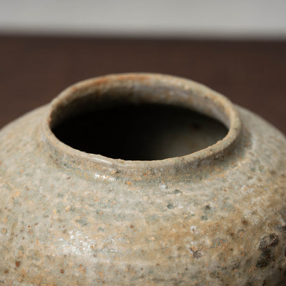 Joseon Dynasty Buncheong Ware Gyeryongsan-type Lid and Jar with flower Design