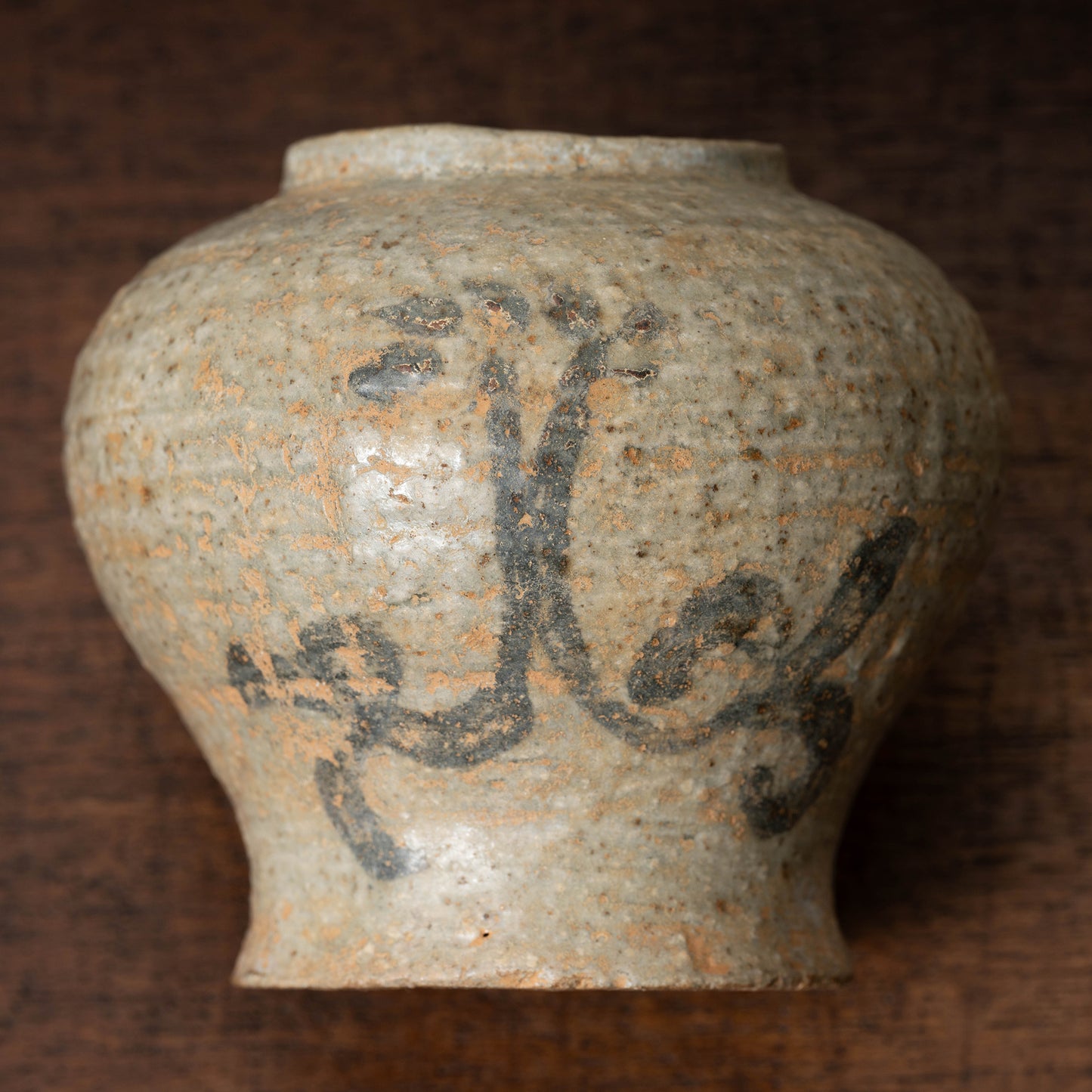 Joseon Dynasty Buncheong Ware Gyeryongsan-type Lid and Jar with flower Design