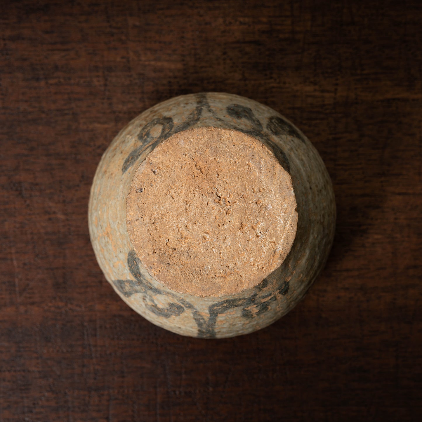 Joseon Dynasty Buncheong Ware Gyeryongsan-type Lid and Jar with flower Design