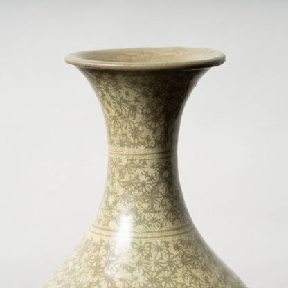 Goryeo Dynasty Buncheong ware Mishima-type Yuhuchun Bottle with Inlaid Bee Design