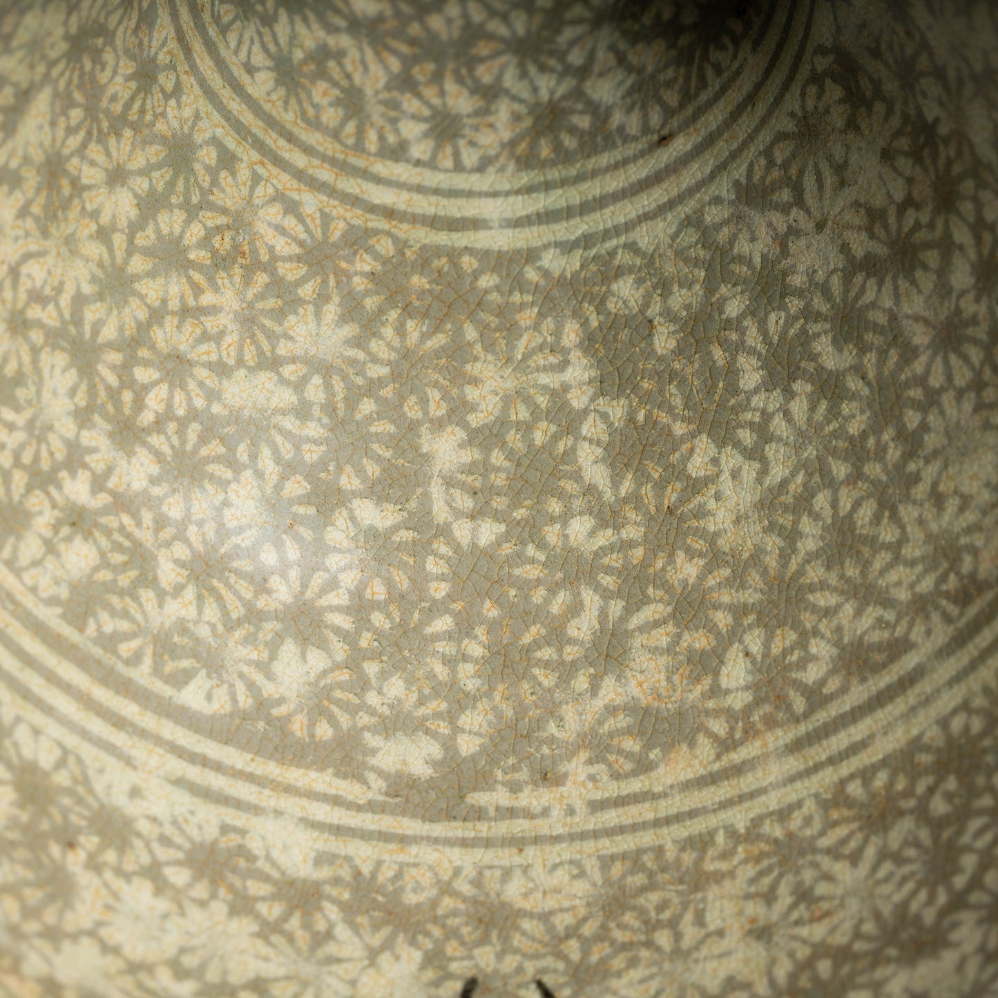 Goryeo Dynasty Buncheong ware Mishima-type Yuhuchun Bottle with Inlaid Bee Design