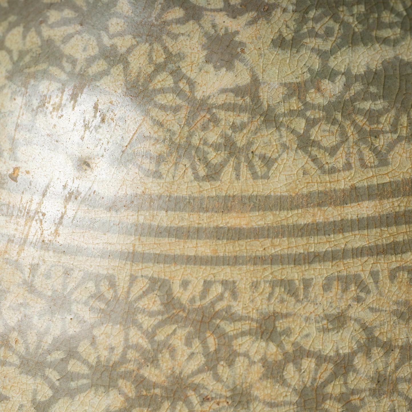 Goryeo Dynasty Buncheong ware Mishima-type Yuhuchun Bottle with Inlaid Bee Design