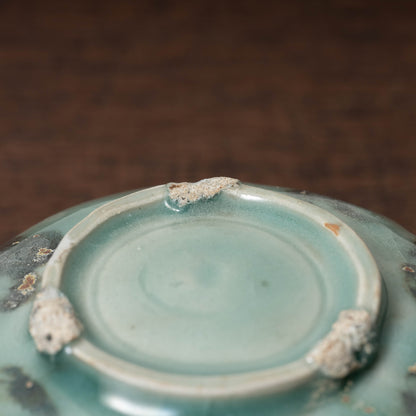 Goryeo Celadon small Tea bowl with Slip-trailed Flower design