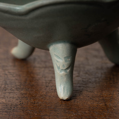 Goryeo Celadon Basin with Inlaid Chrysanthemum Design and Animal-Shaped Legs