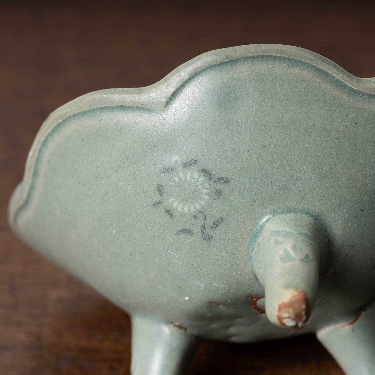 Goryeo Celadon Basin with Inlaid Chrysanthemum Design and Animal-Shaped Legs