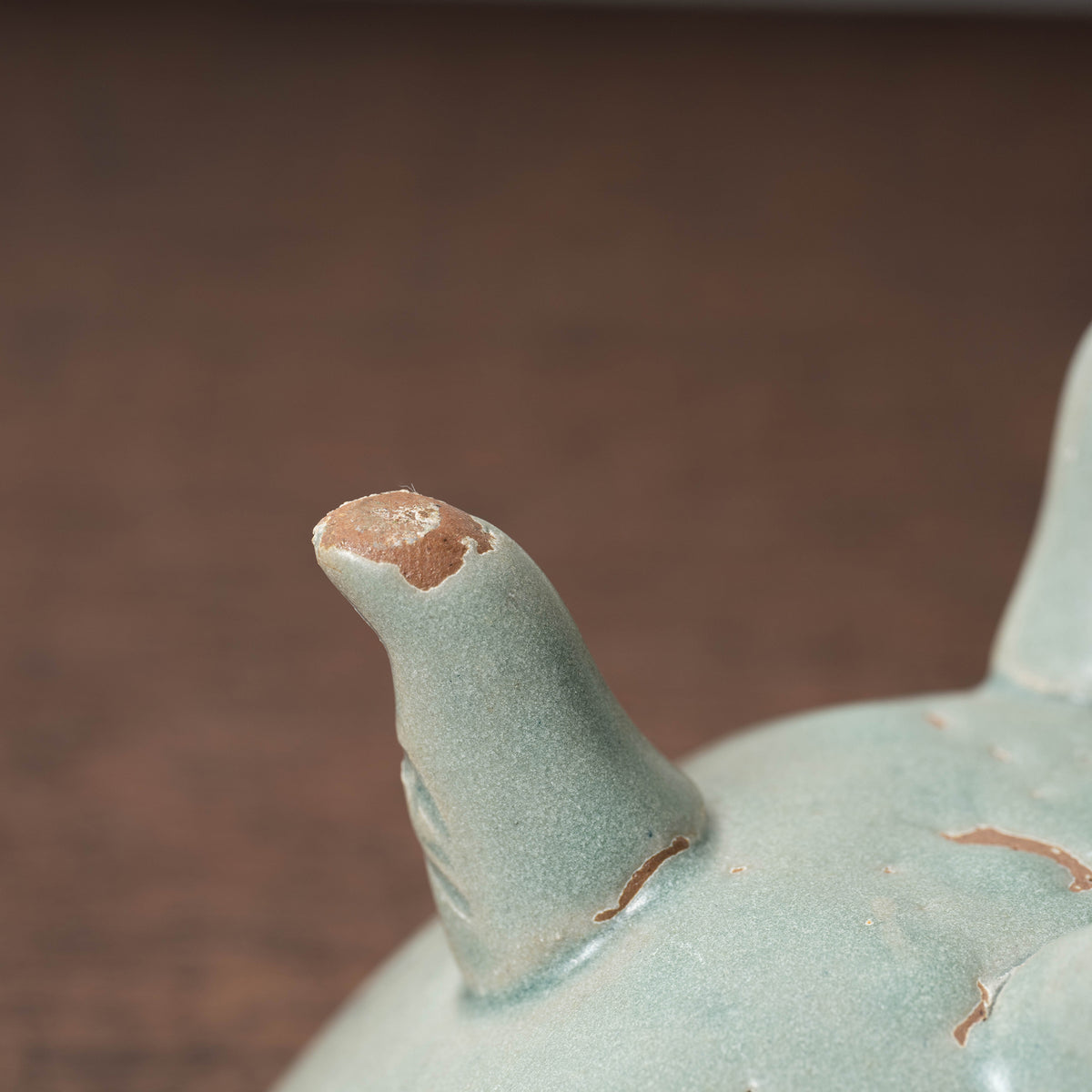 Goryeo Celadon Basin with Inlaid Chrysanthemum Design and Animal-Shaped Legs