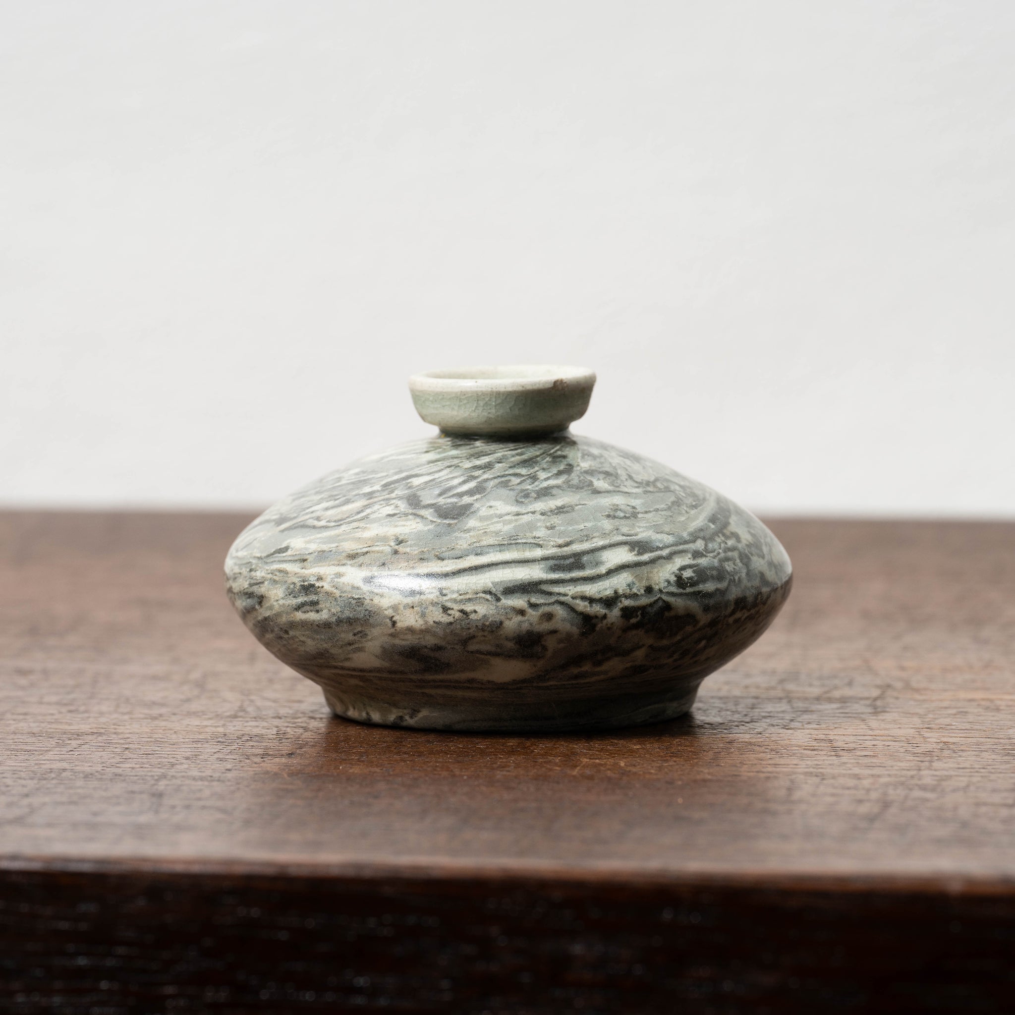 高麗 青磁練上油壺 – 燦禾 SANKA