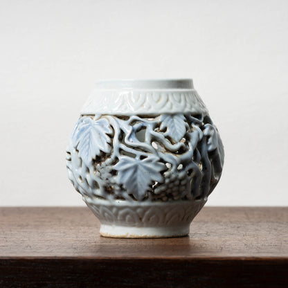 Joseon Blue-and-White Porcelain Brush Stand with Grapevine Design in Openwork