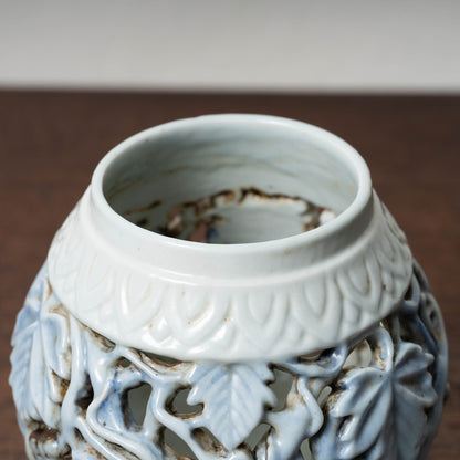 Joseon Blue-and-White Porcelain Brush Stand with Grapevine Design in Openwork