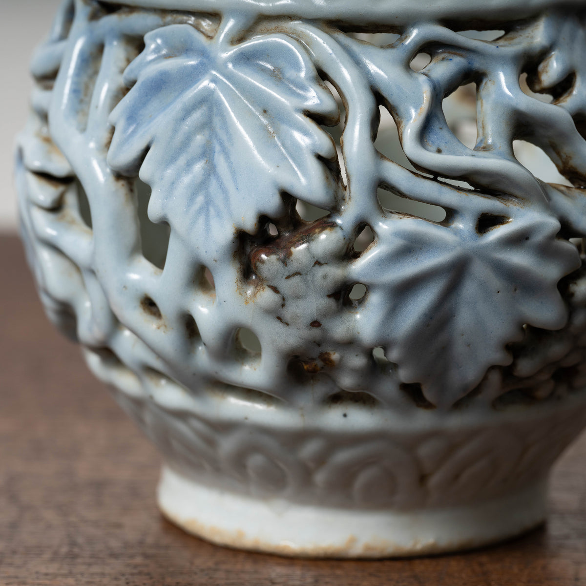 Joseon Blue-and-White Porcelain Brush Stand with Grapevine Design in Openwork