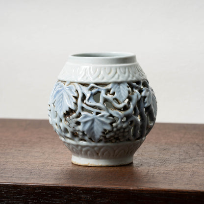 Joseon Blue-and-White Porcelain Brush Stand with Grapevine Design in Openwork