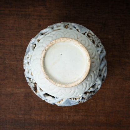 Joseon Blue-and-White Porcelain Brush Stand with Grapevine Design in Openwork