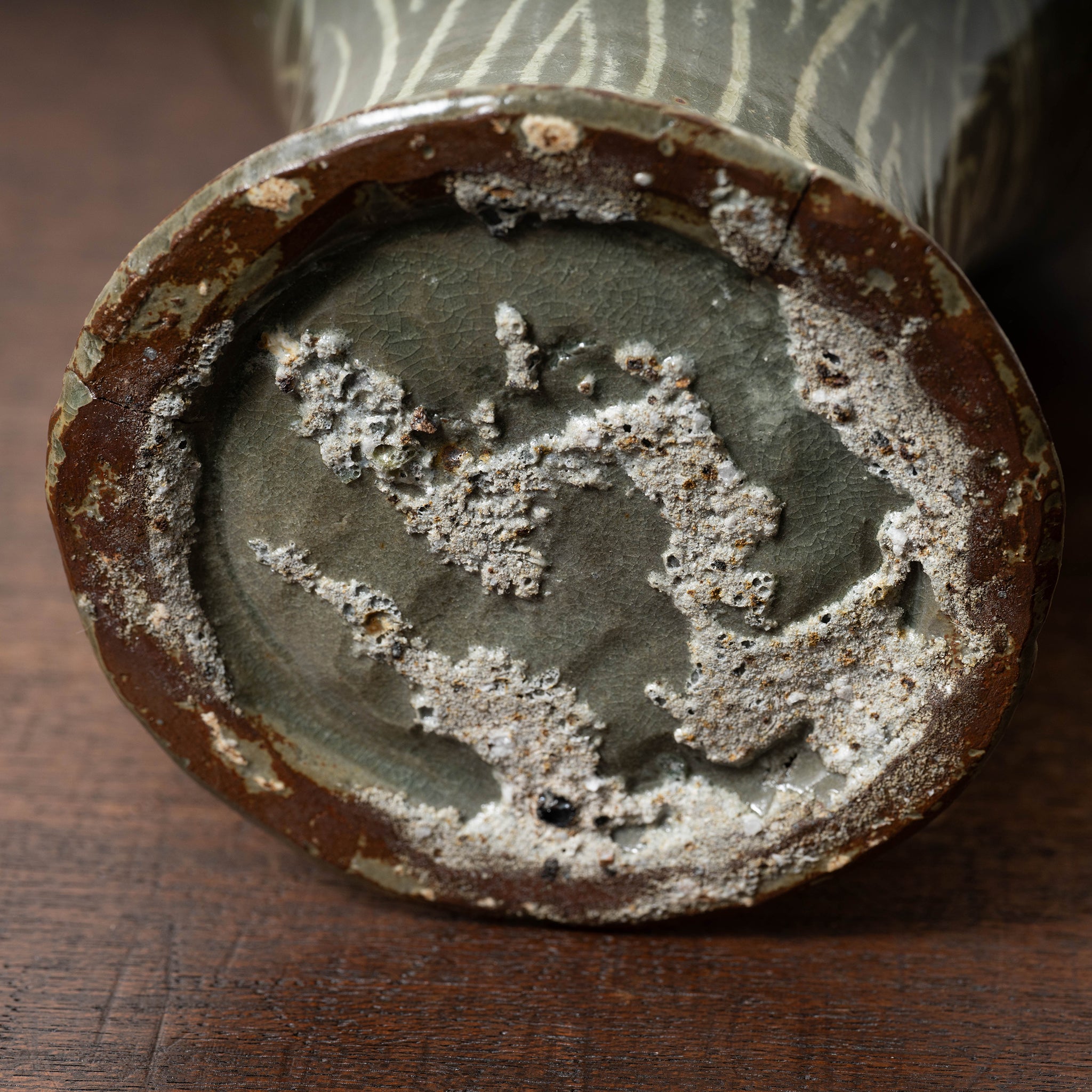 高麗 青磁象嵌魚龍文梅瓶 – 燦禾 SANKA