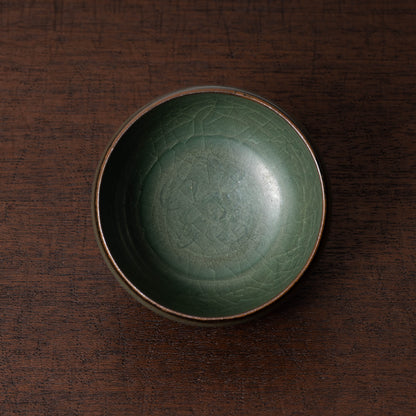 Yuan Dynasty Celadon Small Teabowl with Incised Flower Design