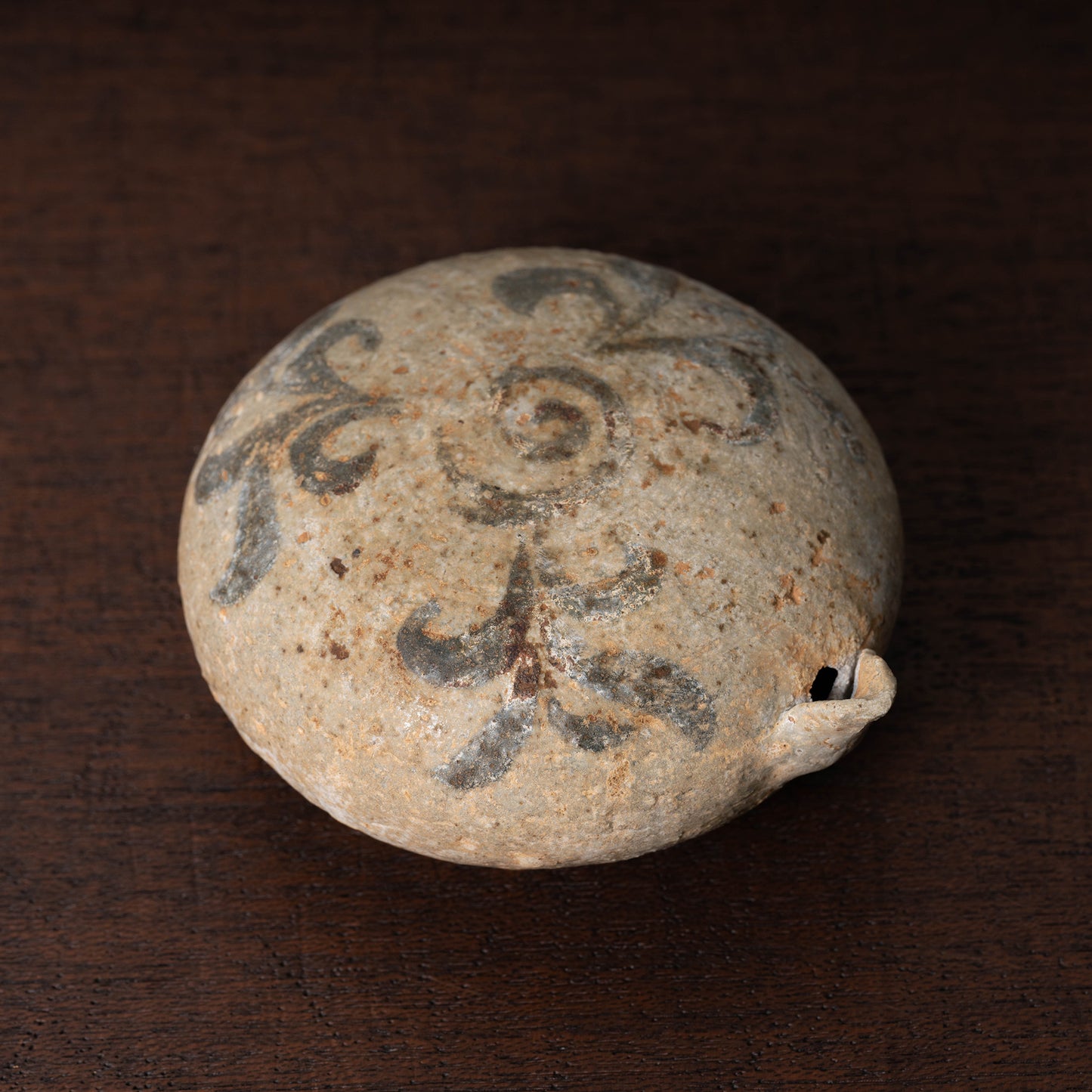 Joseon Dynasty Buncheong Ware Gyeryongsan-type Round-shaped Water Dropper