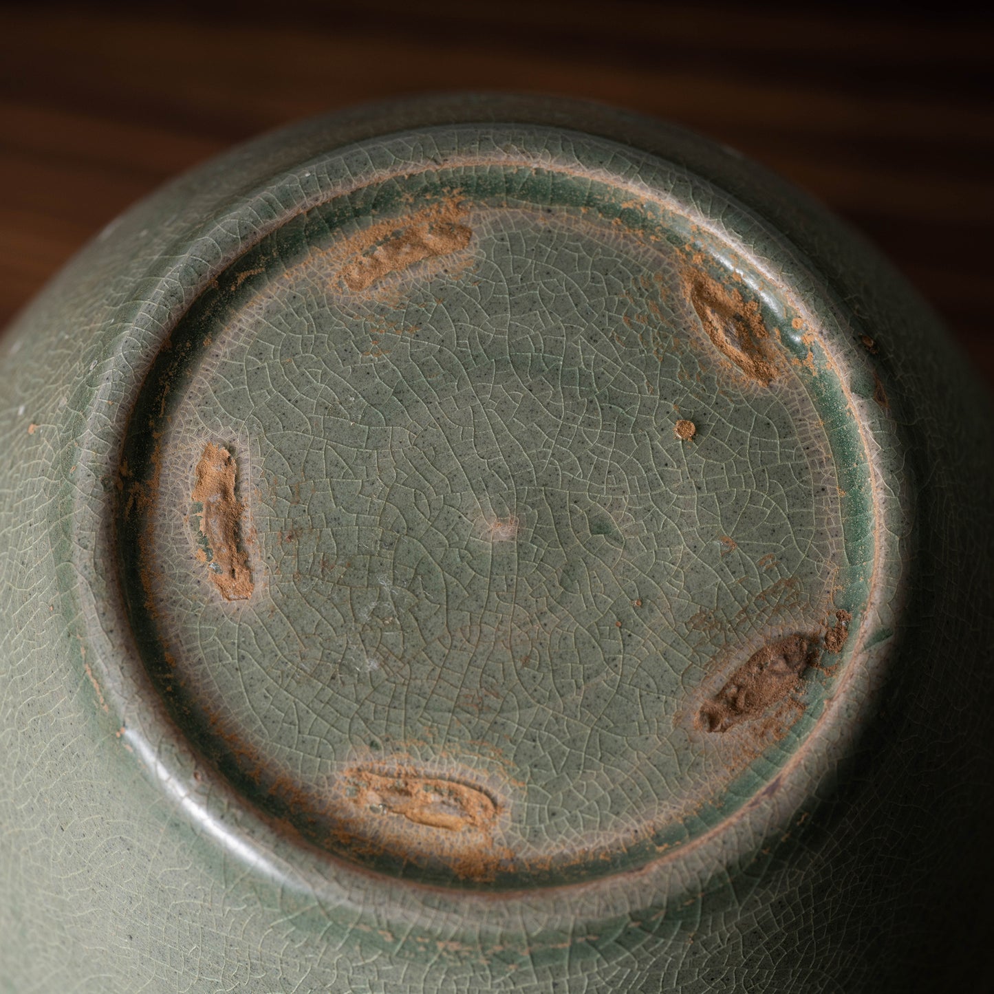 Northern Song Dynasty Yue ware Meiping Vase with linear Design
