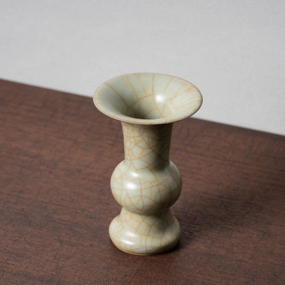 Southern Song Dynasty Guan Ware Celadon Bottle