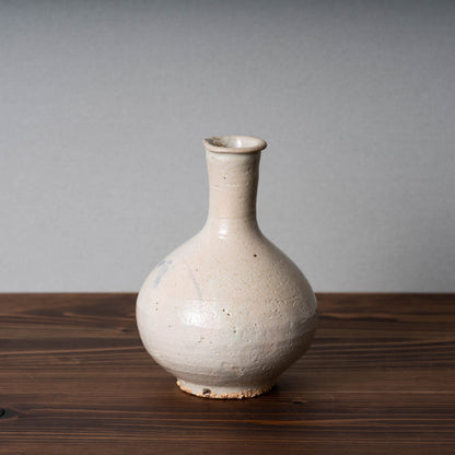 Joseon Dynasty White Porcelain Bottle with Leaf Design