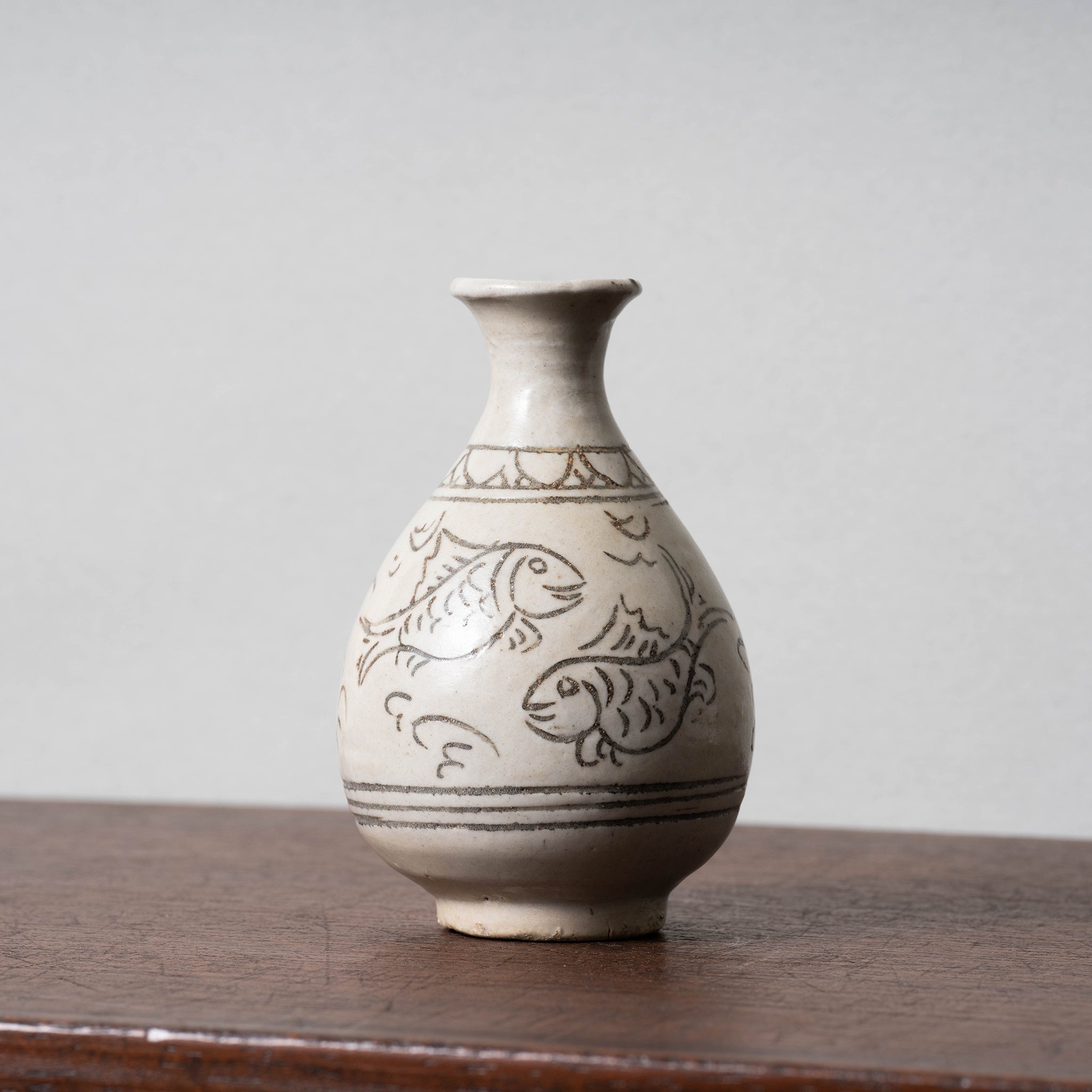 花瓶：青磁：中国製 - 花瓶