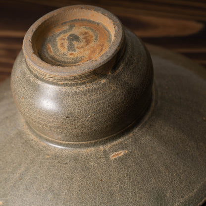 Northern Song Dynasty Yue ware Celadon Spittoon