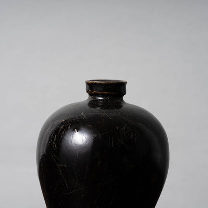 Goryeo Black Glazed Meiping Vase