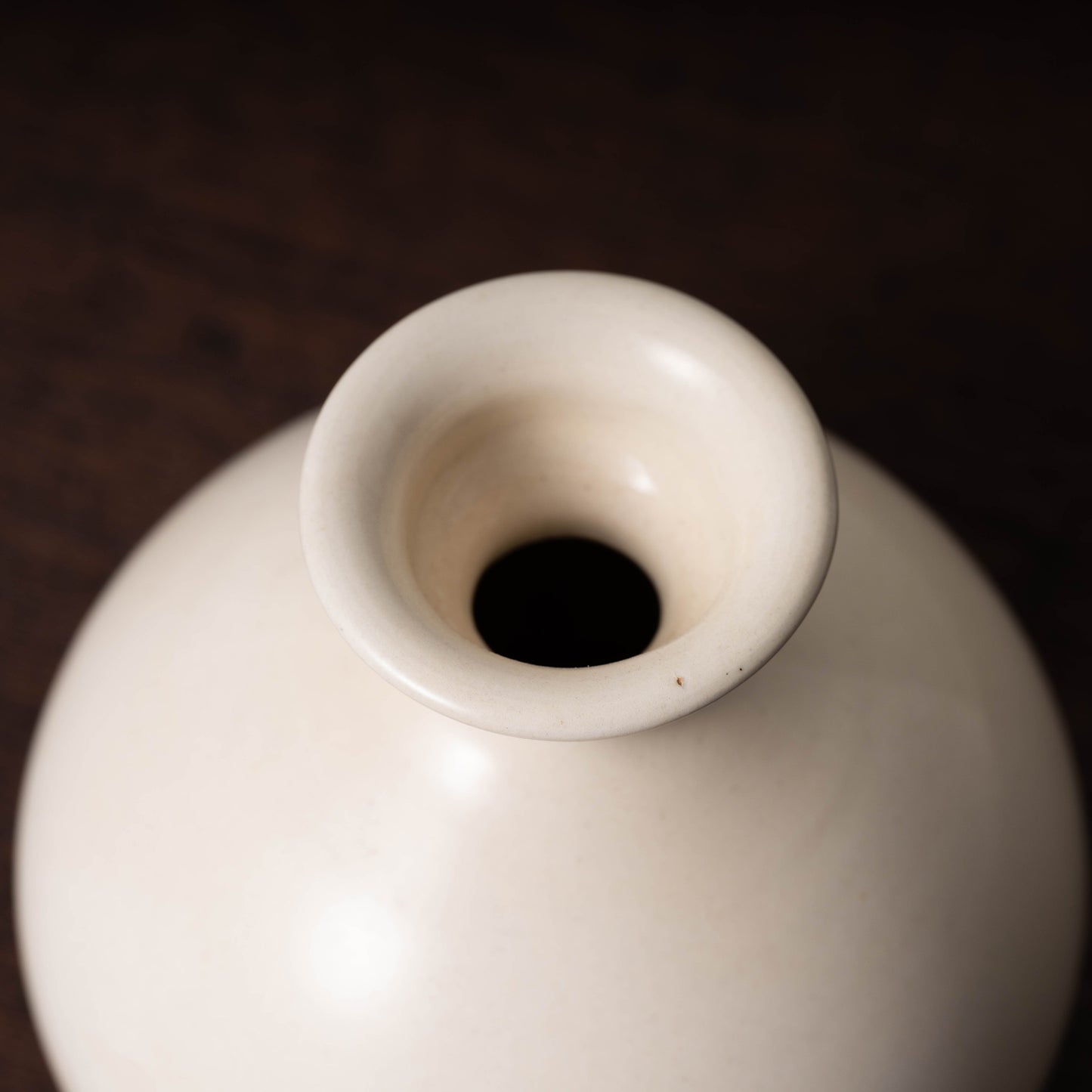 Tang Dynasty Xing ware White Porcelain Jarlet