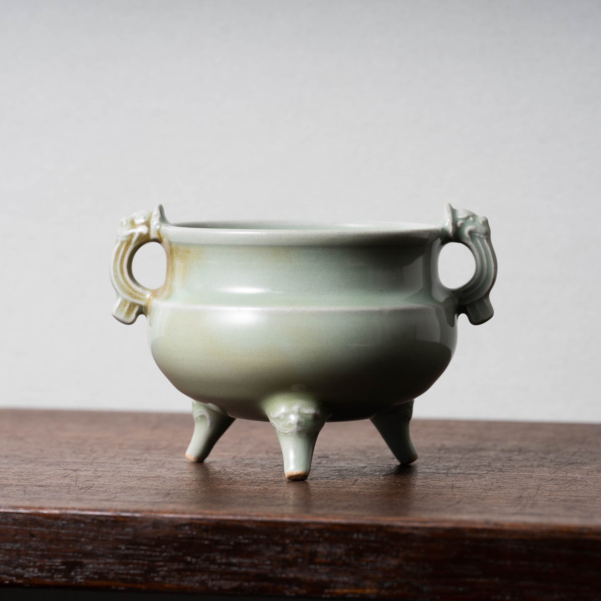 中国アンティーク 青磁 双耳 碗 陶芸 青釉 工芸品 双竜 幻獣 宋湖田