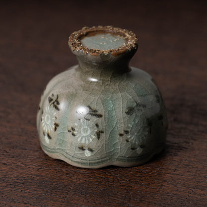 Goryeo Celadon Lobed Cup and Stand with Inlaid Chrysanthemum Design