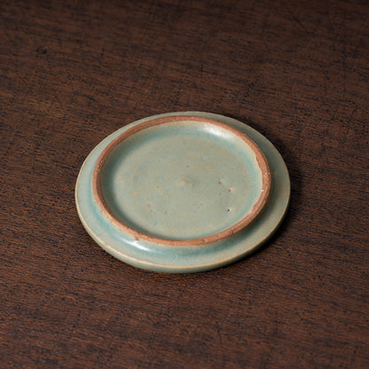 Goryeo Dynasty Celadon Jar and cover with Inlaid Sanskrit Characters