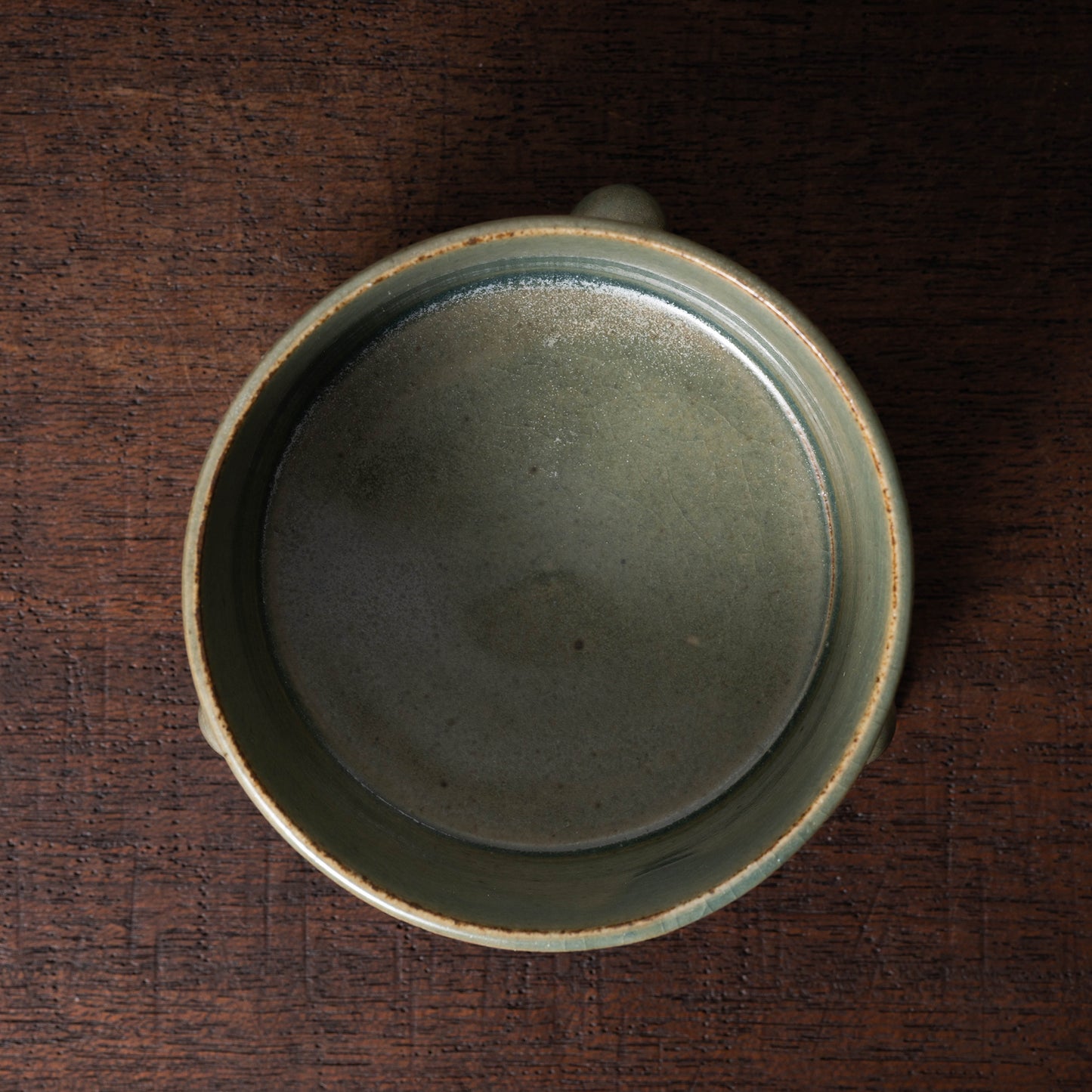 Northern Song Dynasty Yue Ware Brush Wash with Three legs